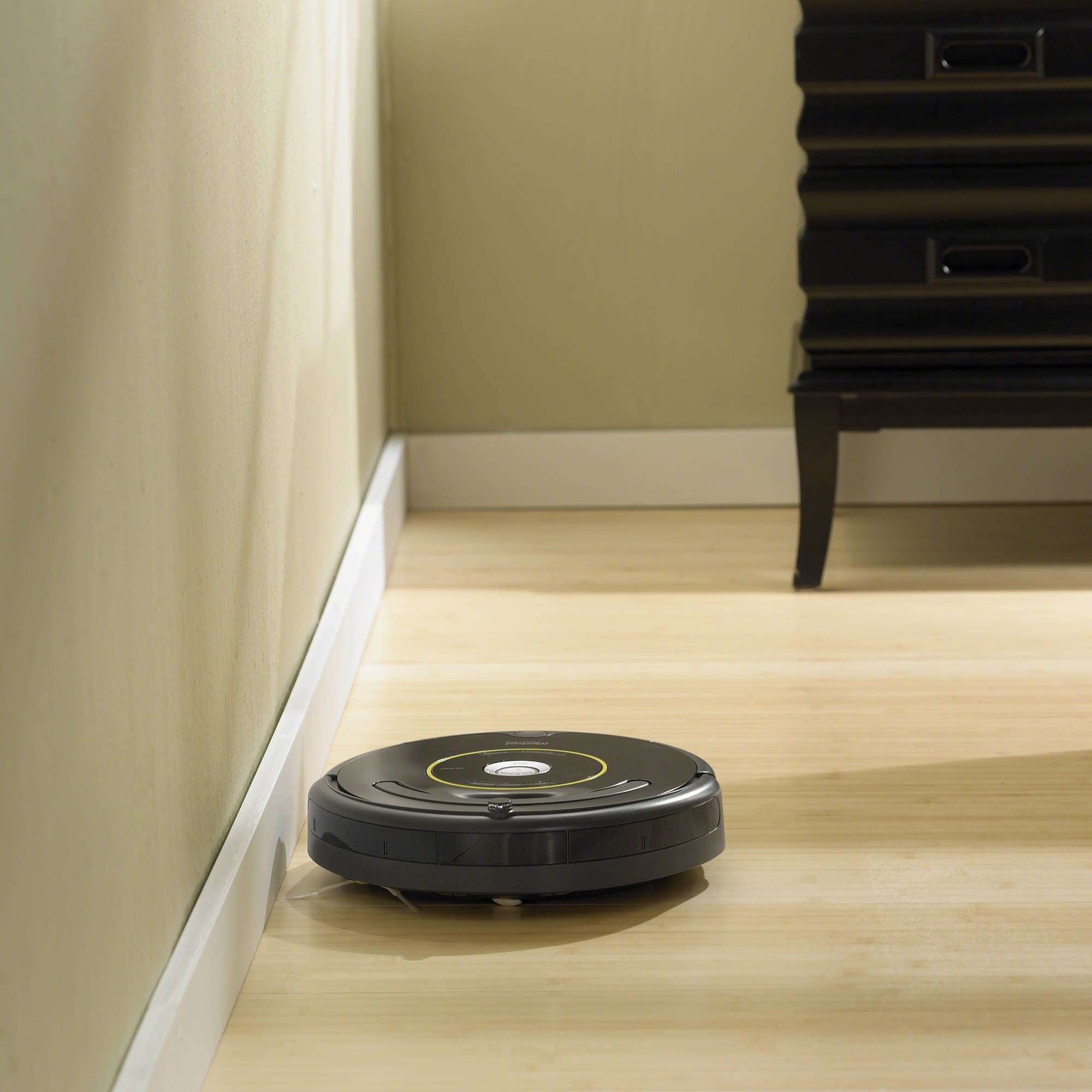 iRobot Roomba 650 Robot Vacuum iRobot Roomba 650 Robot Vacuum